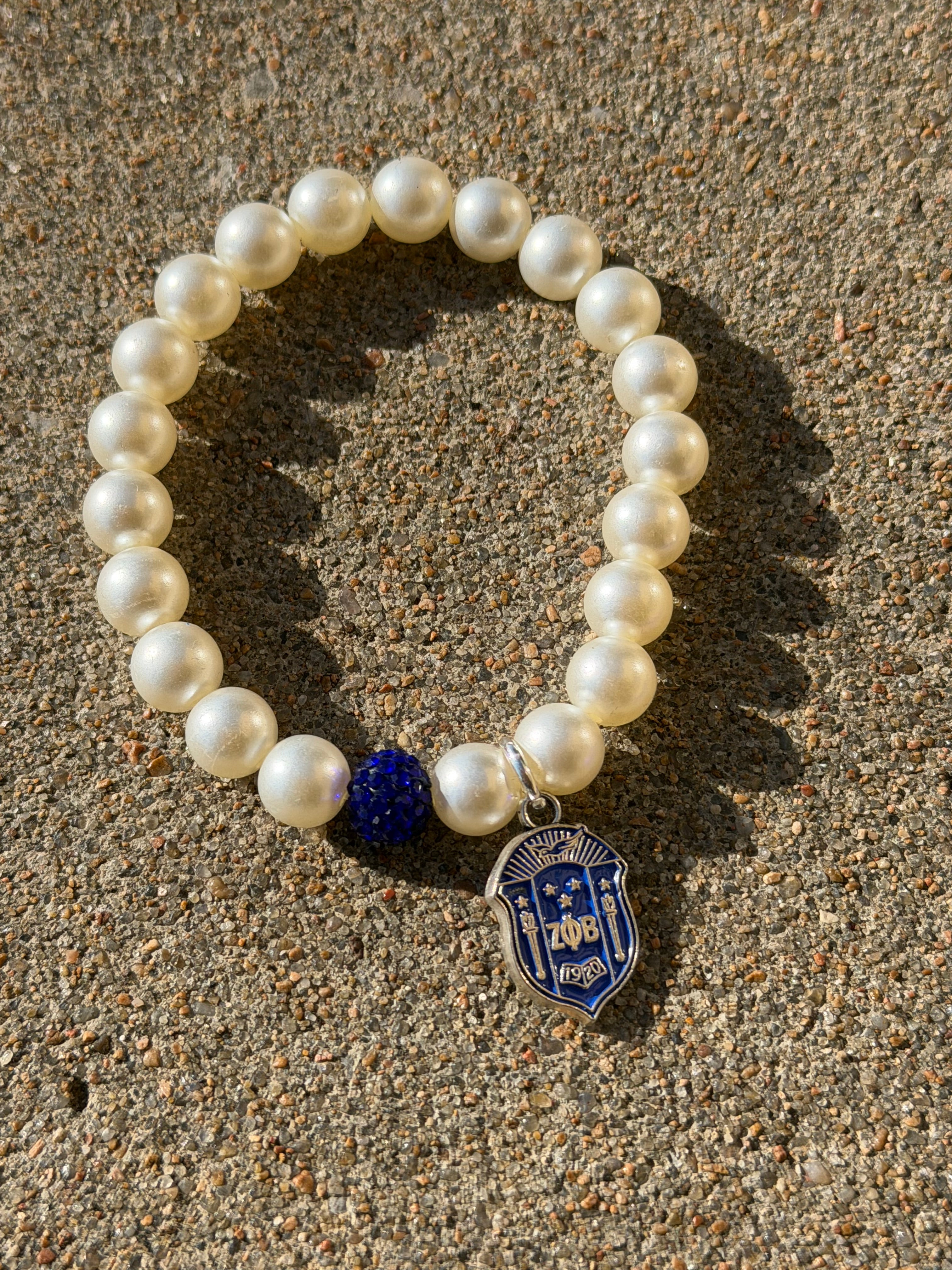 Pretty Pearl- Shield