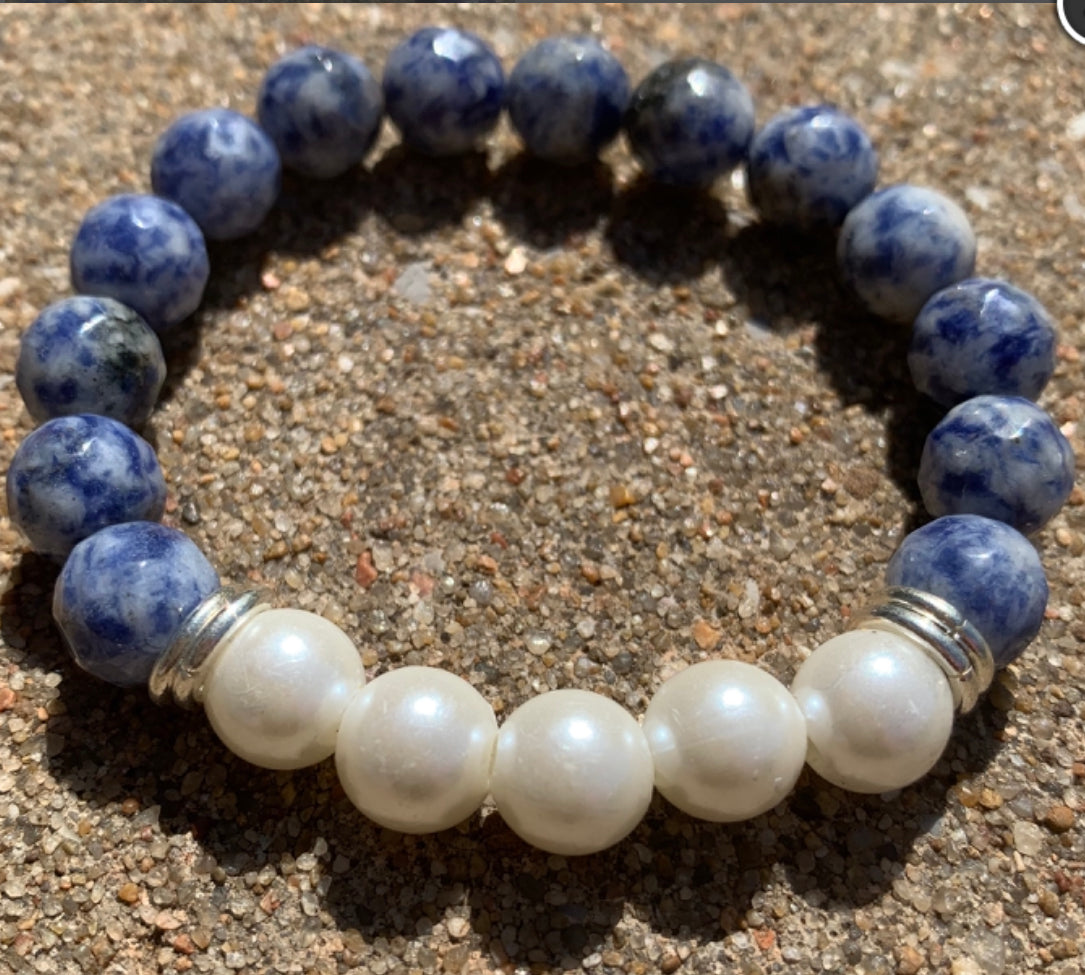 Lapis & Pearls